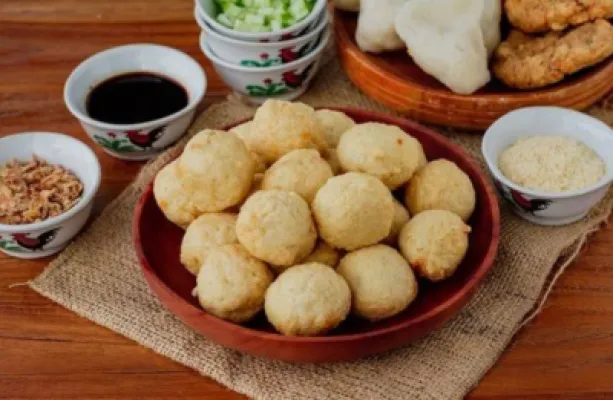 Pempek Adaan